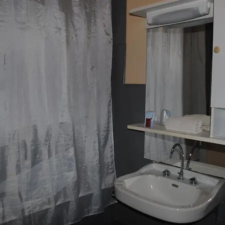 Taverne De La Paix La Ferte-Mace