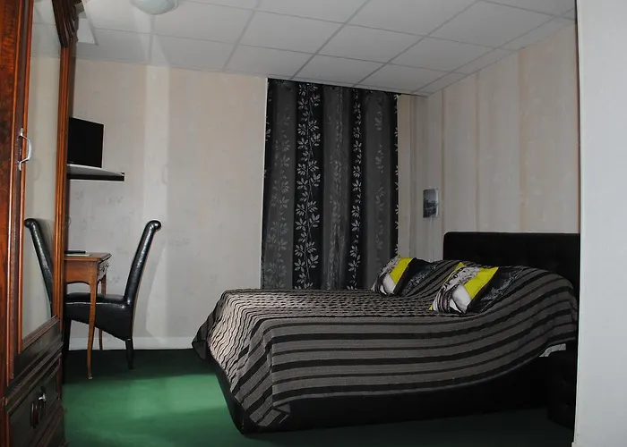 Taverne De La Paix Hotel